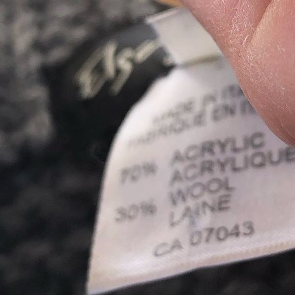 Chunky Knit Cardigan Sweater ITALY Elsamanda Wool Toggle Anthropologie sz L - Picture 6 of 6